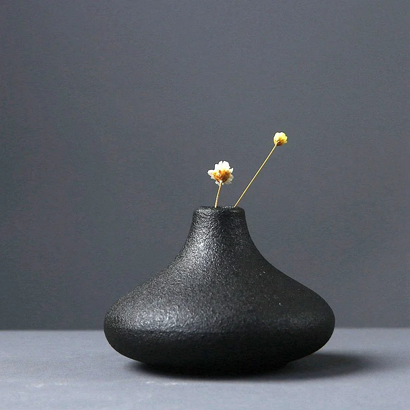 Florero pequeño de cerámica negra para decoración del hogar, artesanía, adorno de mesa, simplicidad, decoración de estilo japonés