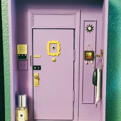 Estante de gancho para llave de puerta de TV Friends, marco de puerta de entrada púrpura, organizador de pared, decoración para amantes de los espectáculos de TV, mismo estilo